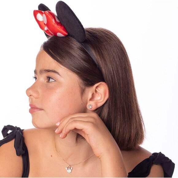 Dazzling Minnie Mouse Cubic Zirconia Necklace – Perfect Gift for Any Occasion - Picture 3 of 7